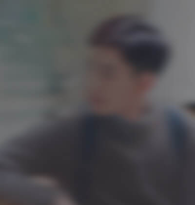柳贤在婚介公司征婚相亲照片