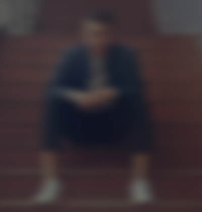解州在婚介所公司征婚相亲的照片